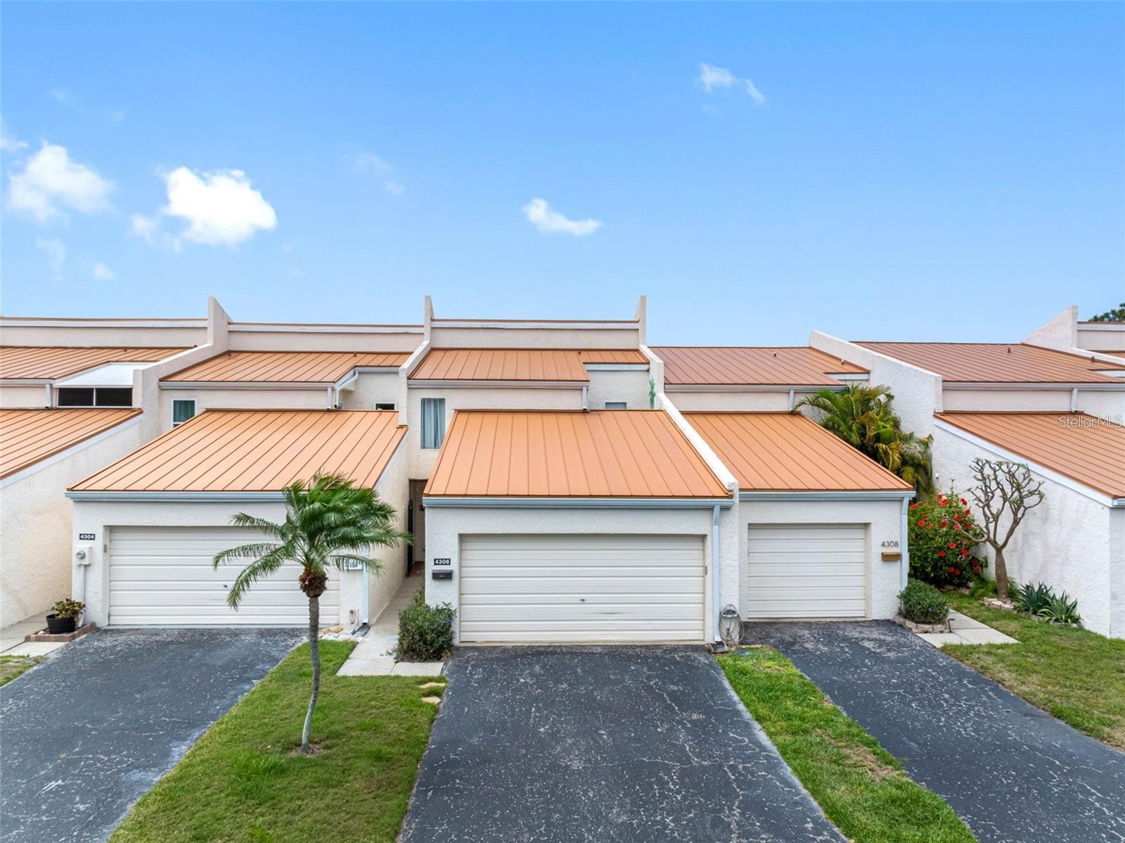 Details for 4306 Sunray Court, TAMPA, FL 33615