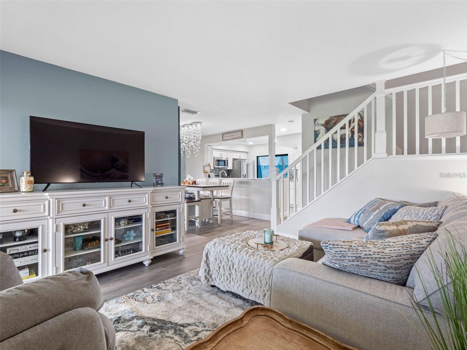 Image 13 of 44 For 4306 Sunray Court