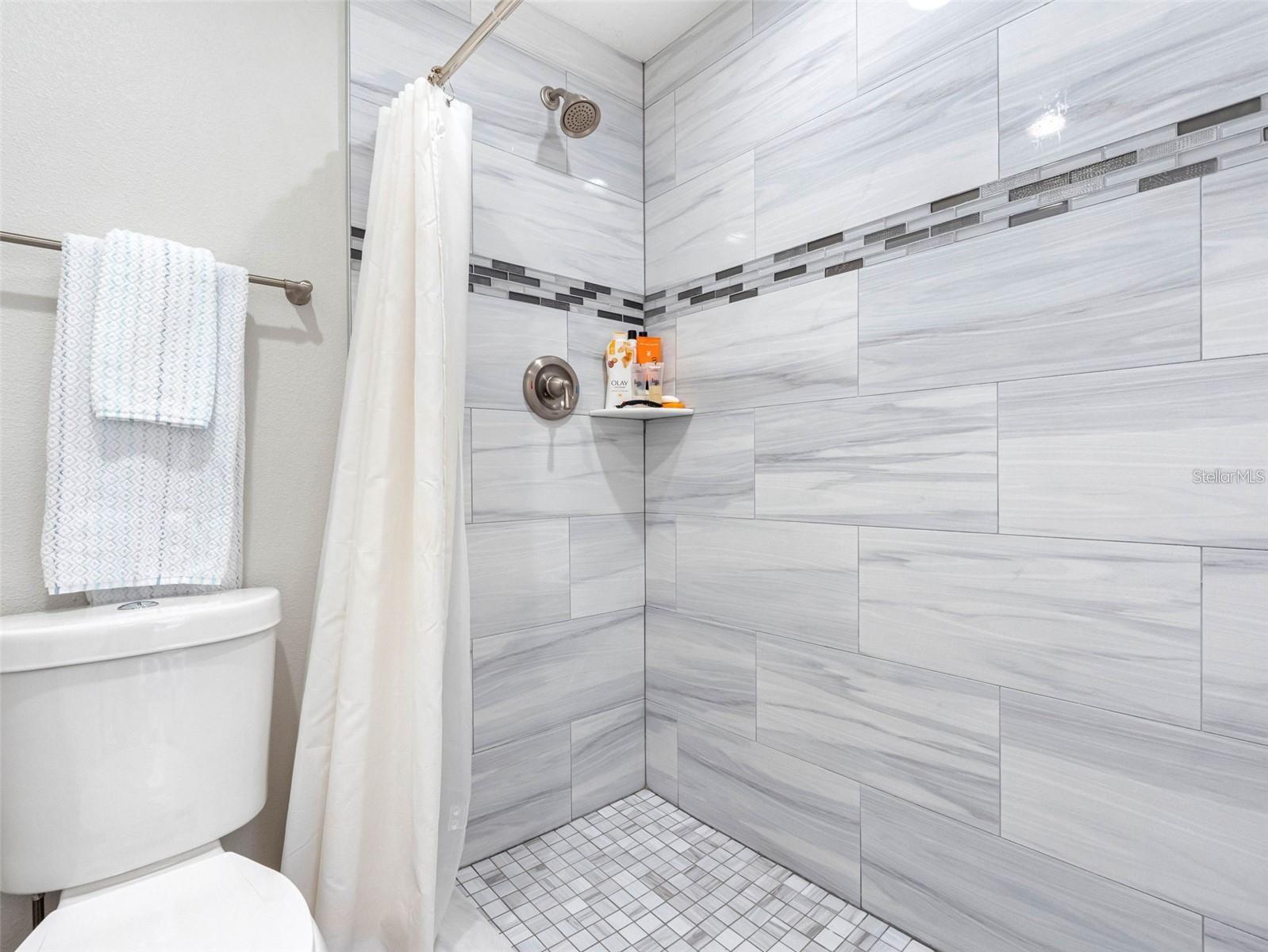 Image 24 of 44 For 4306 Sunray Court