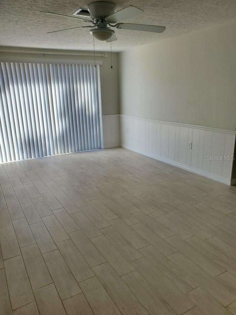 Image 7 of 14 For 8504 Wagon Wheel Lane