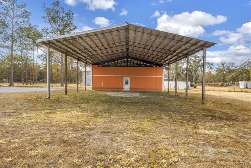 Listing photo id 11 for 8521 Ehren Cutoff