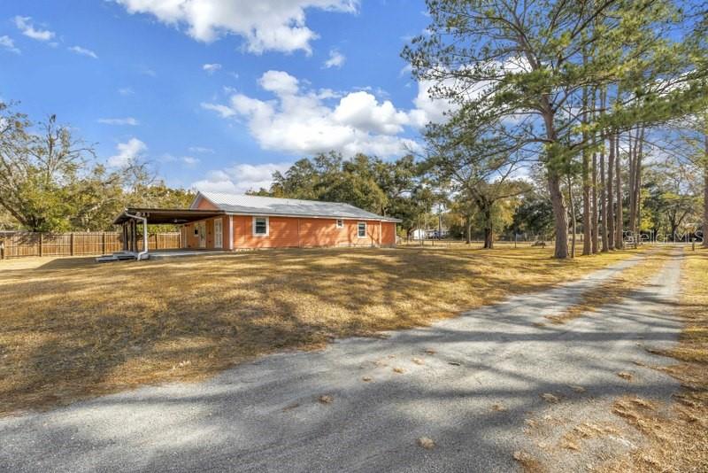 Listing photo id 15 for 8521 Ehren Cutoff