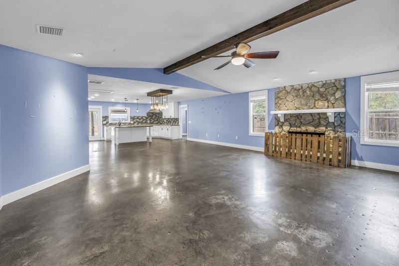 Listing photo id 22 for 8521 Ehren Cutoff