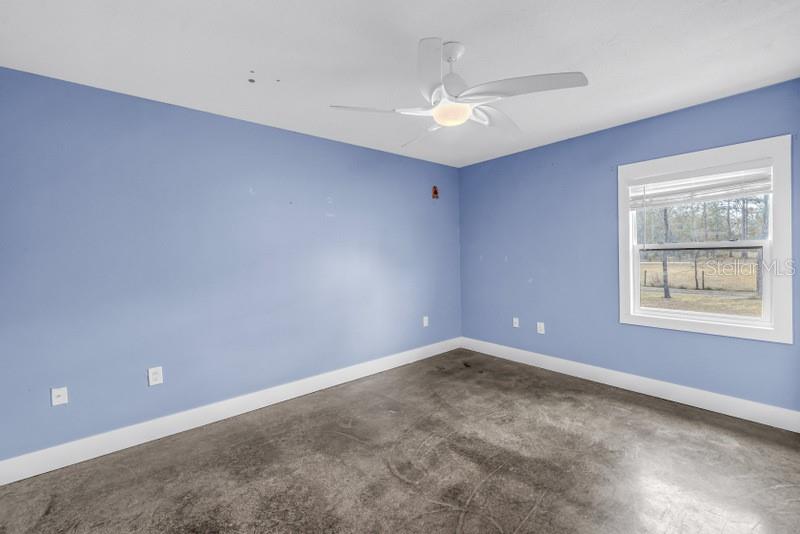 Listing photo id 25 for 8521 Ehren Cutoff