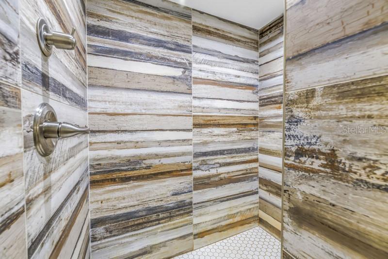 Listing photo id 34 for 8521 Ehren Cutoff