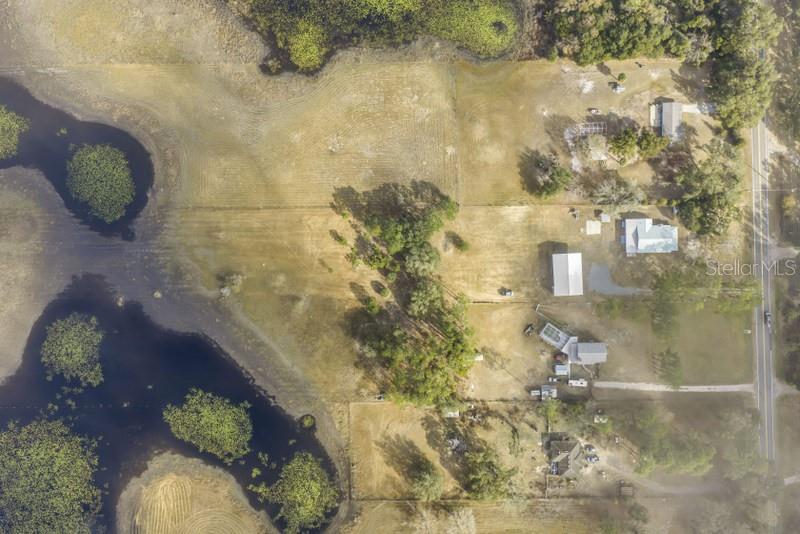 Listing photo id 4 for 8521 Ehren Cutoff