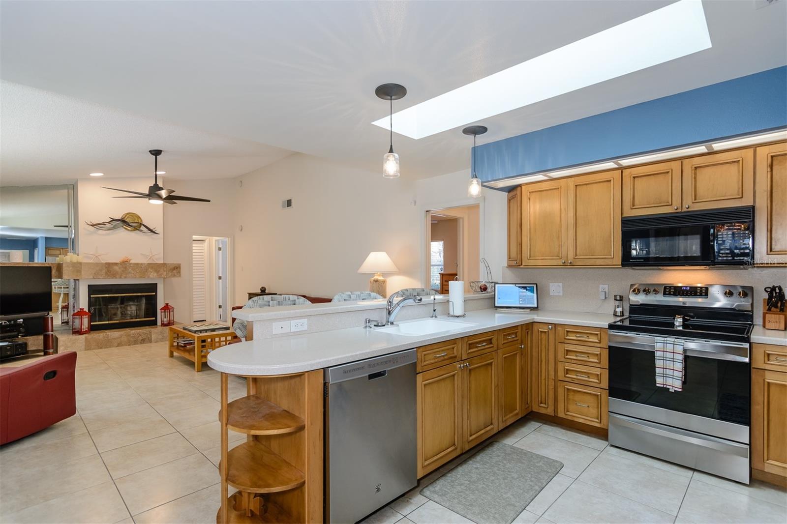 Image 15 of 66 For 4473 Worthington Circle