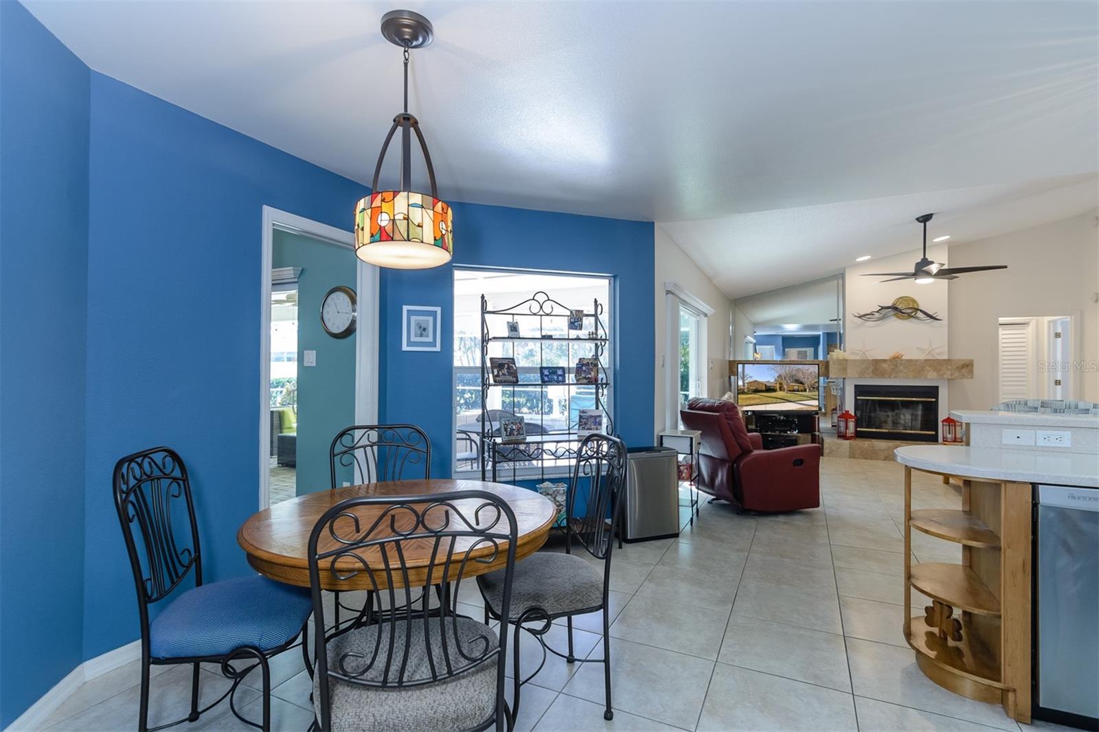 Image 21 of 66 For 4473 Worthington Circle