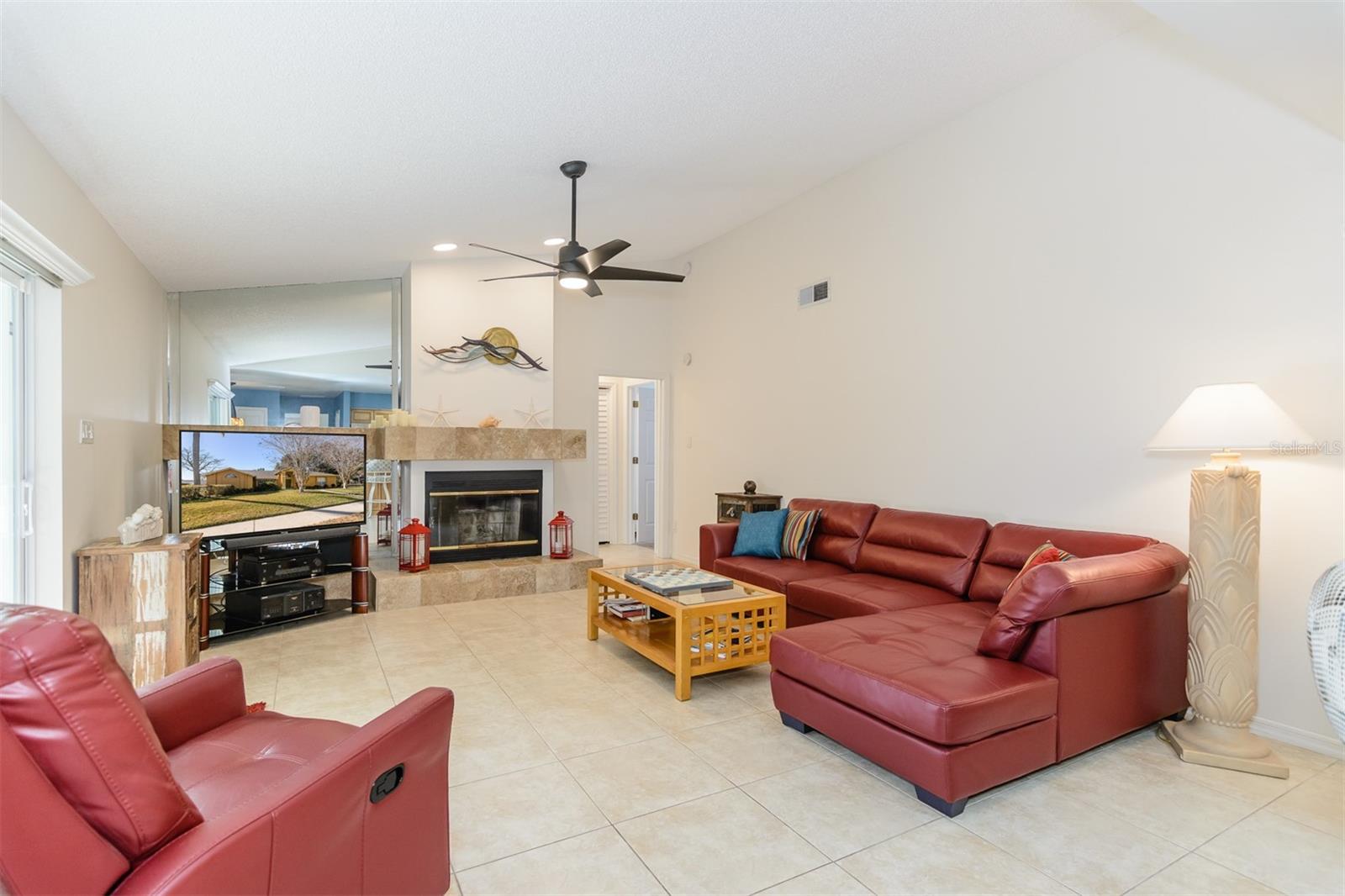 Image 24 of 66 For 4473 Worthington Circle