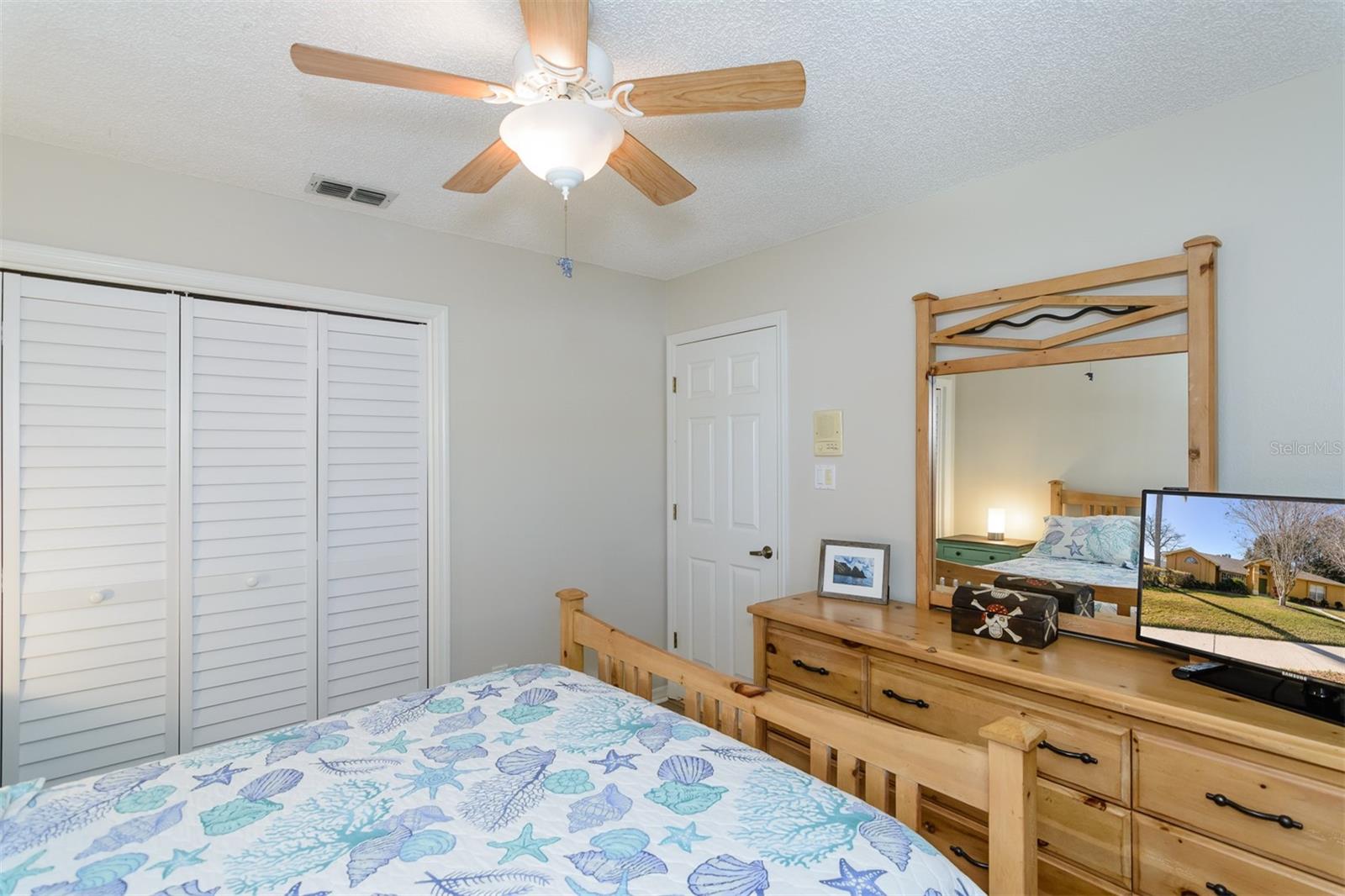 Image 41 of 66 For 4473 Worthington Circle