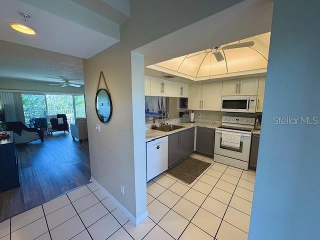 Image 27 of 65 For 6251 Shoreline Drive 2205