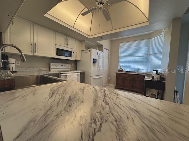 Image 30 of 65 For 6251 Shoreline Drive 2205