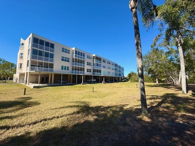 Image 61 of 65 For 6251 Shoreline Drive 2205