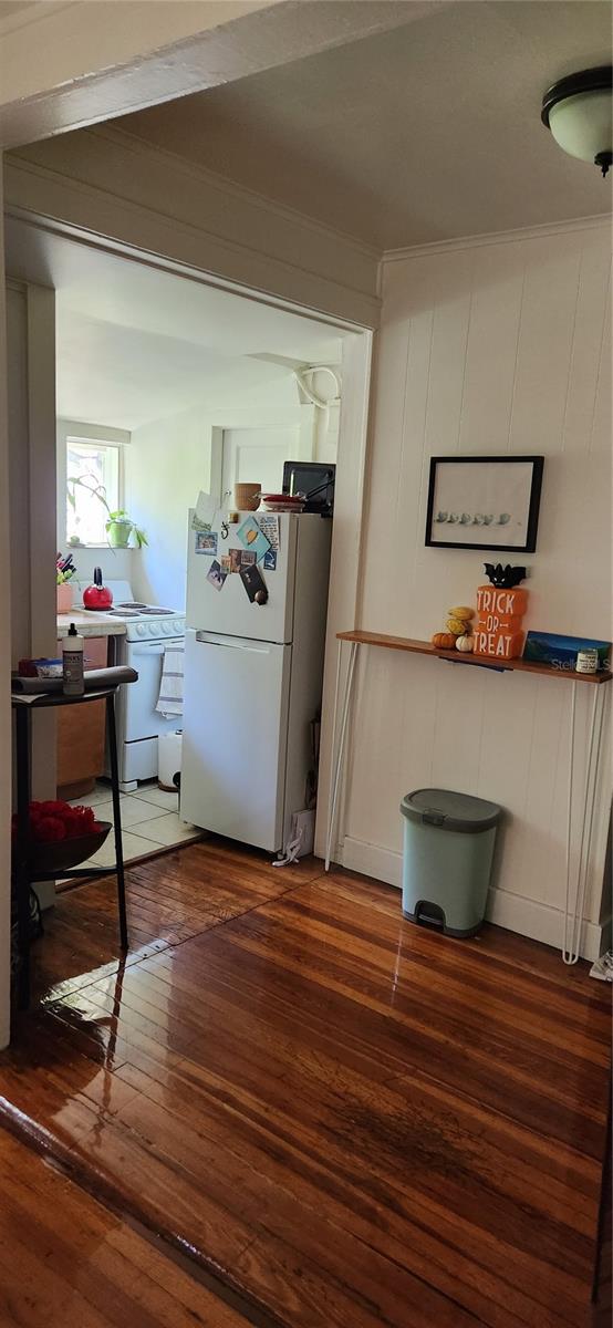 Image 6 of 7 For 750 7th Avenue N