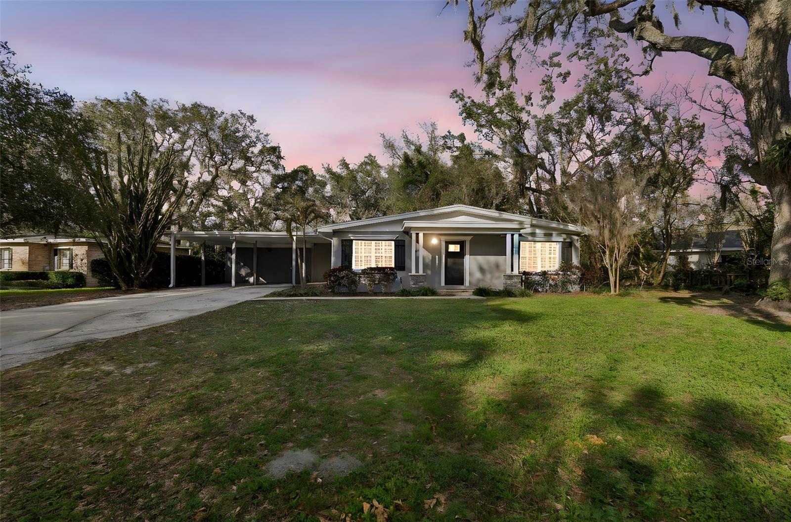 Image 37 of 37 For 308 Brentwood Drive 33617