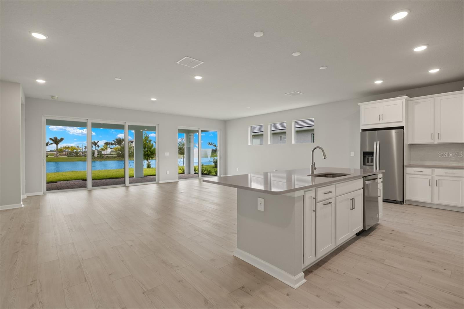 Image 8 of 39 For 18232 Chromata Drive