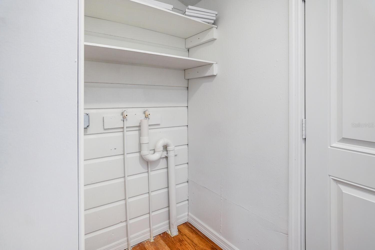 Image 8 of 13 For 808 Orchid Avenue