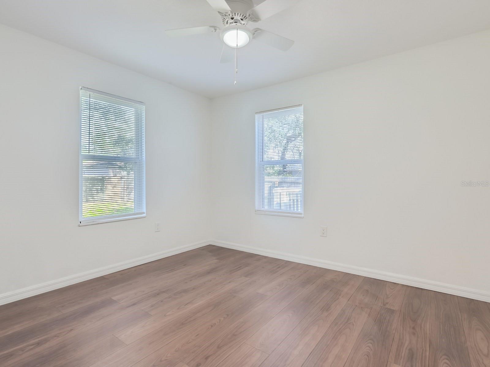 Image 9 of 13 For 808 Orchid Avenue