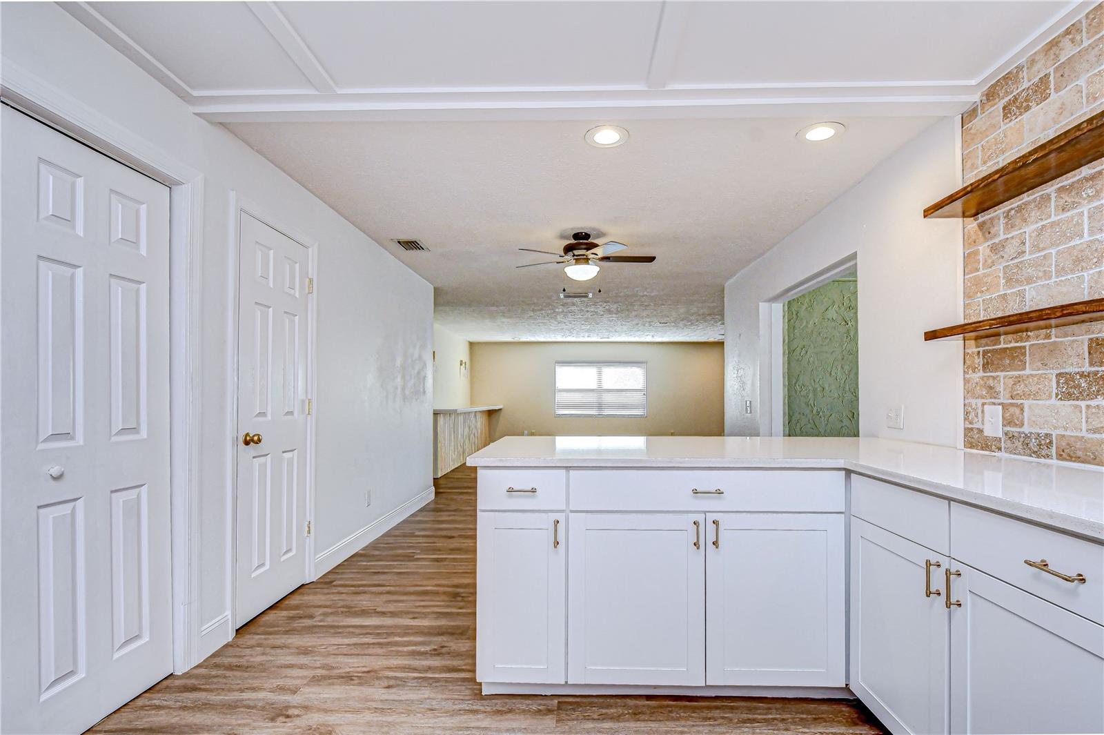 Image 14 of 51 For 2524 Victarra Circle