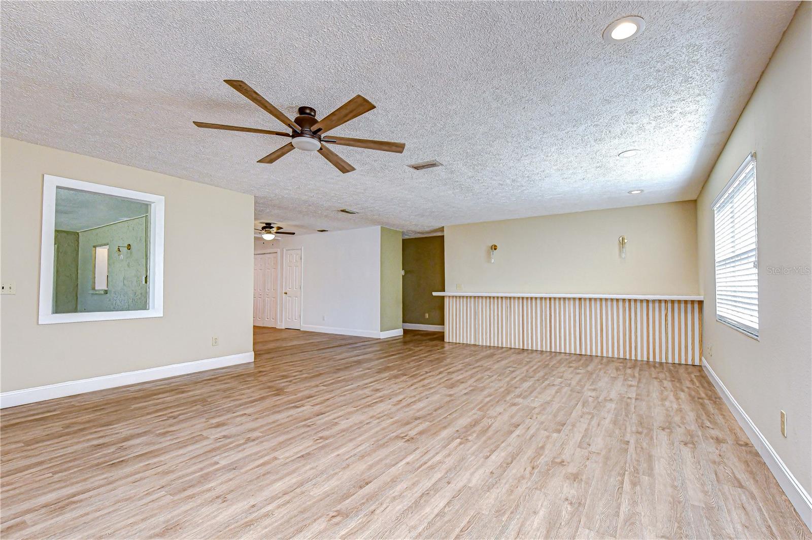 Image 18 of 51 For 2524 Victarra Circle