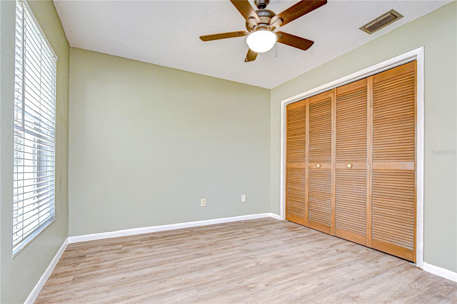 Image 30 of 51 For 2524 Victarra Circle