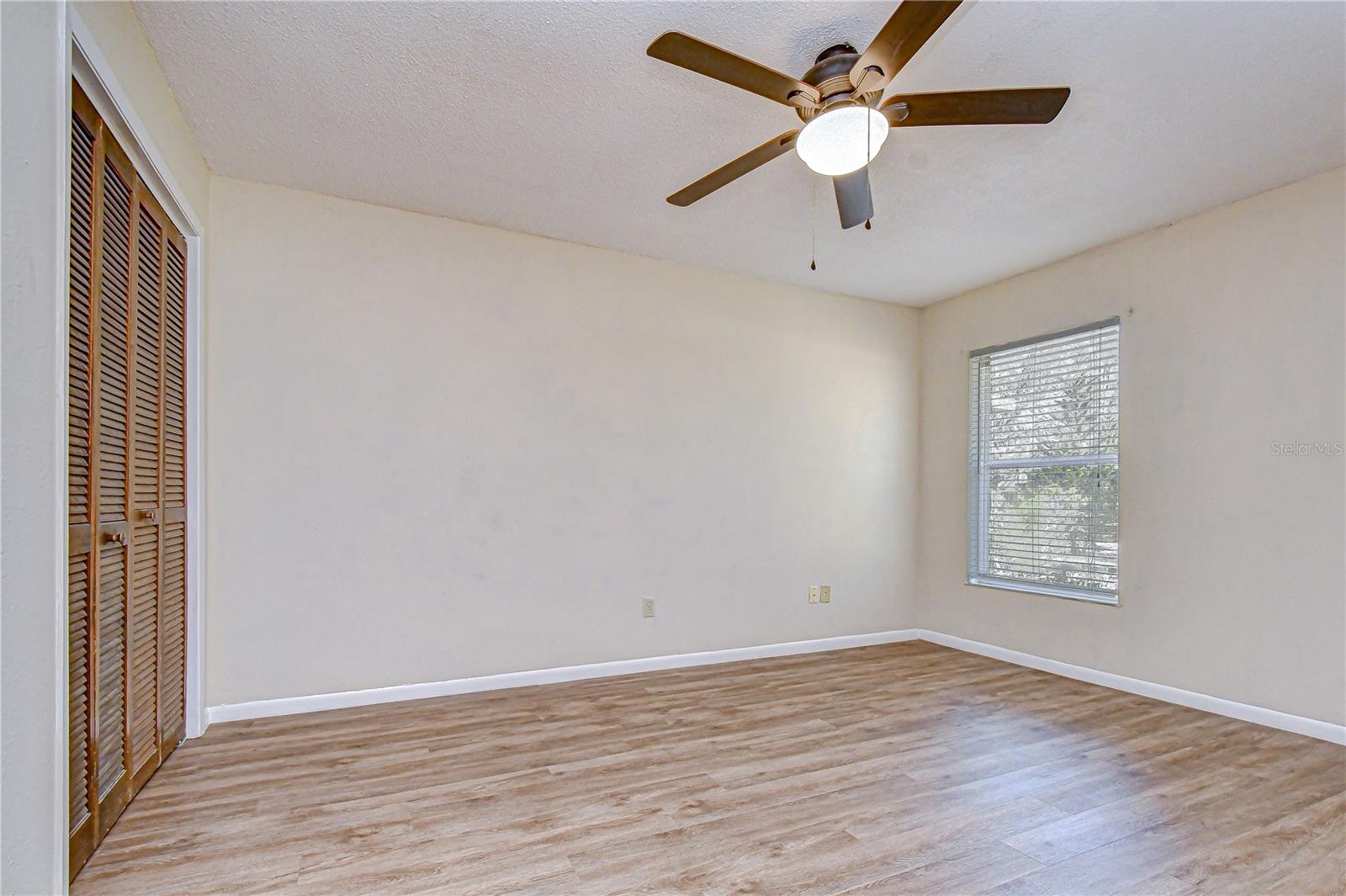 Image 31 of 51 For 2524 Victarra Circle