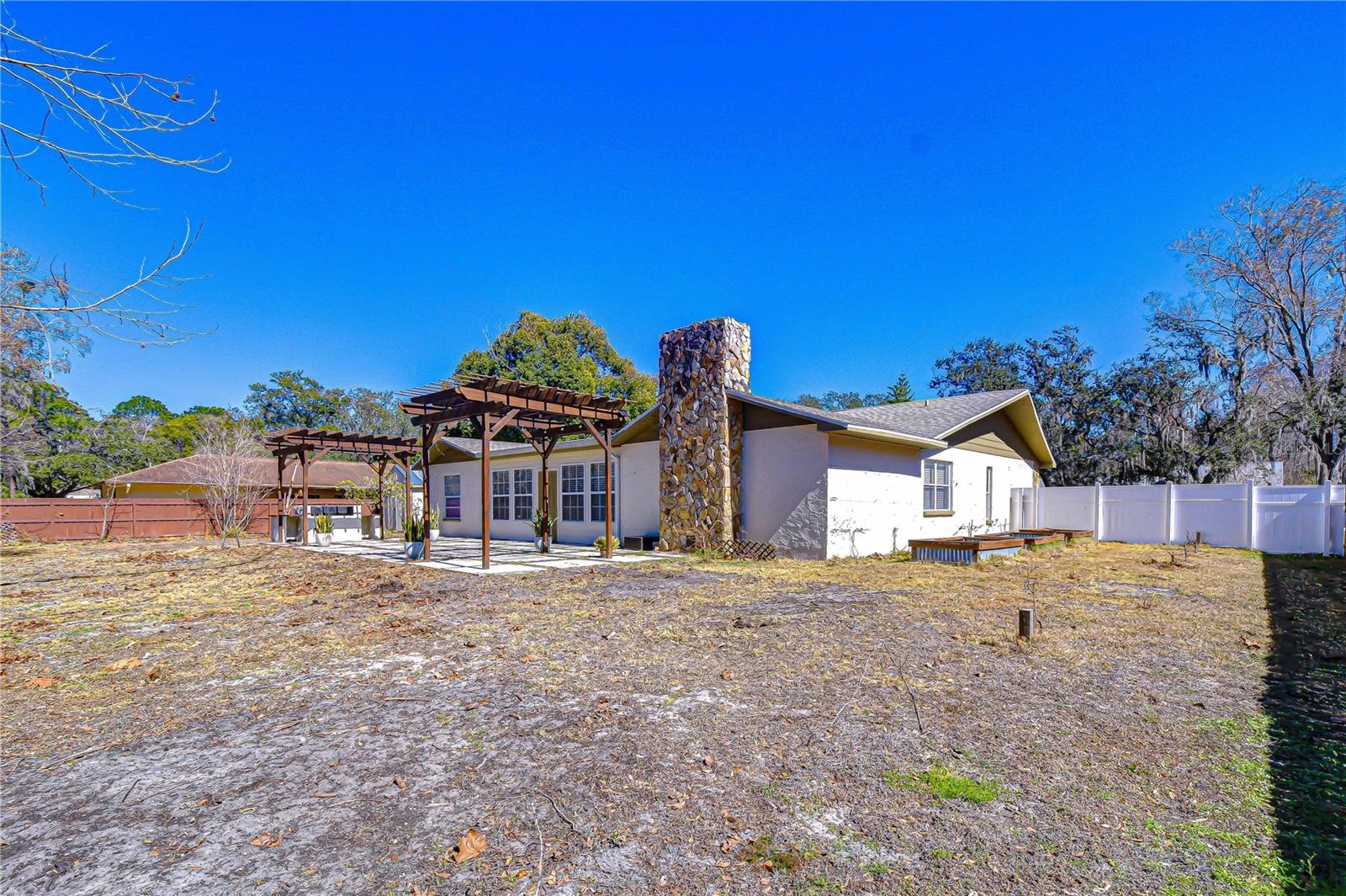 Image 43 of 51 For 2524 Victarra Circle