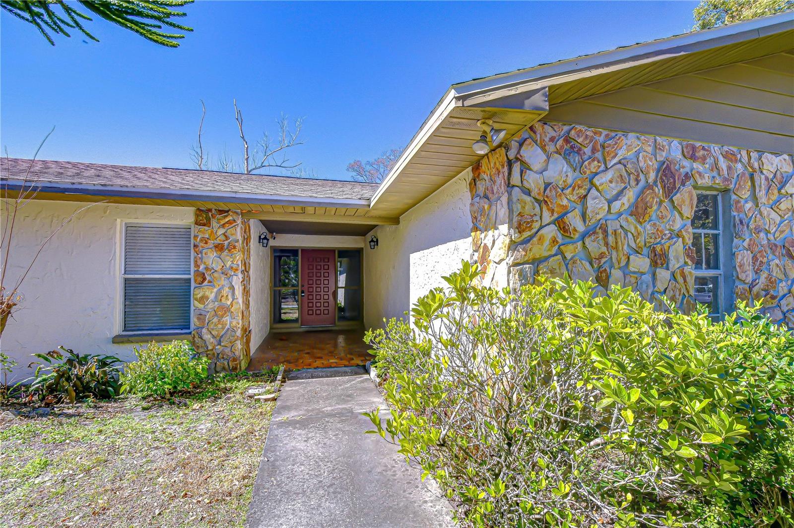 Image 7 of 51 For 2524 Victarra Circle