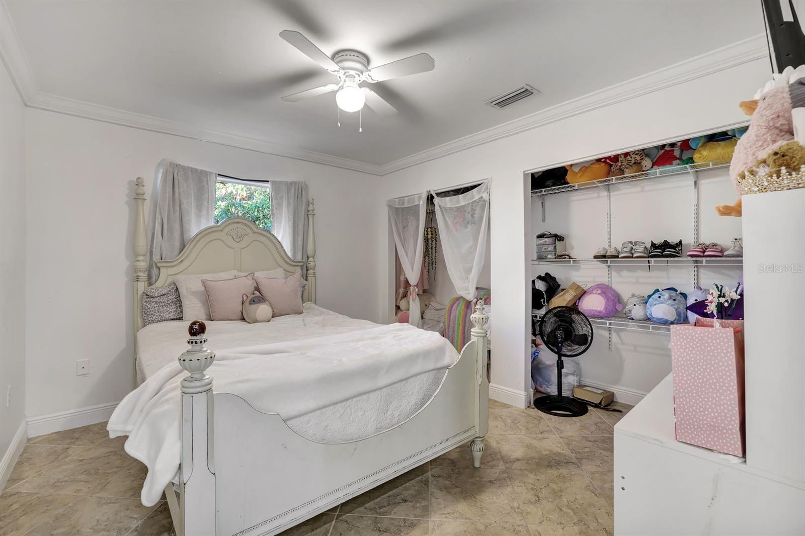 Image 17 of 27 For 4090 32nd Avenue Se