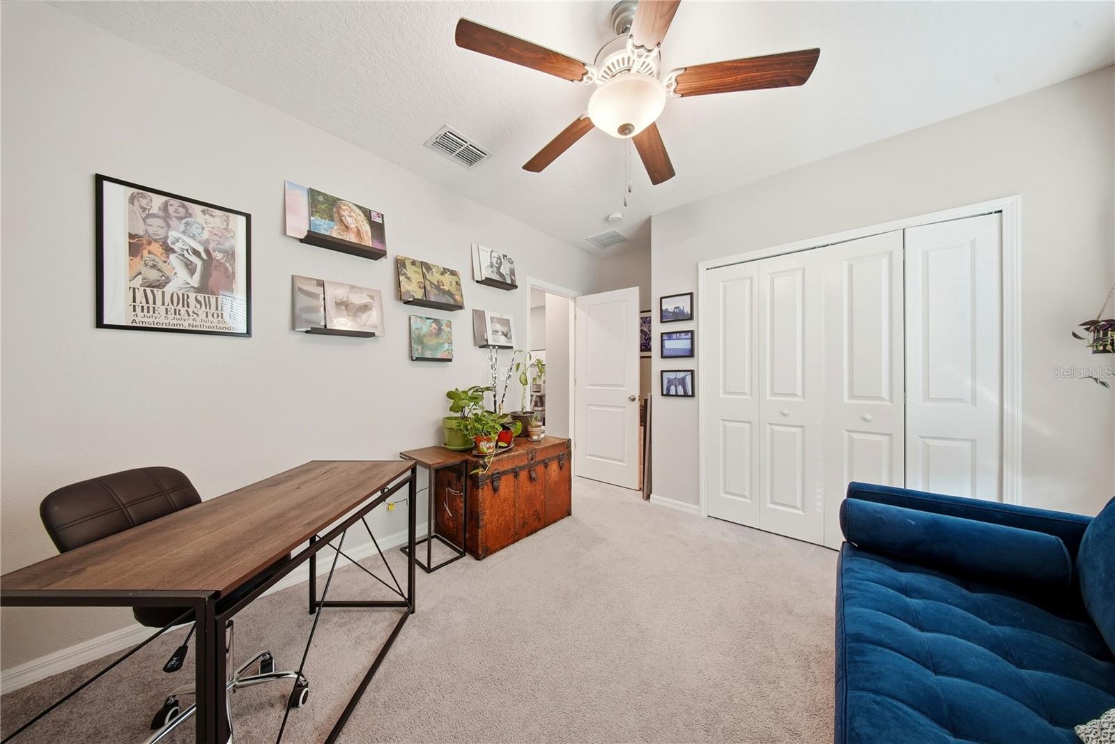 Listing photo id 2 for 13525 Wild Ginger Street