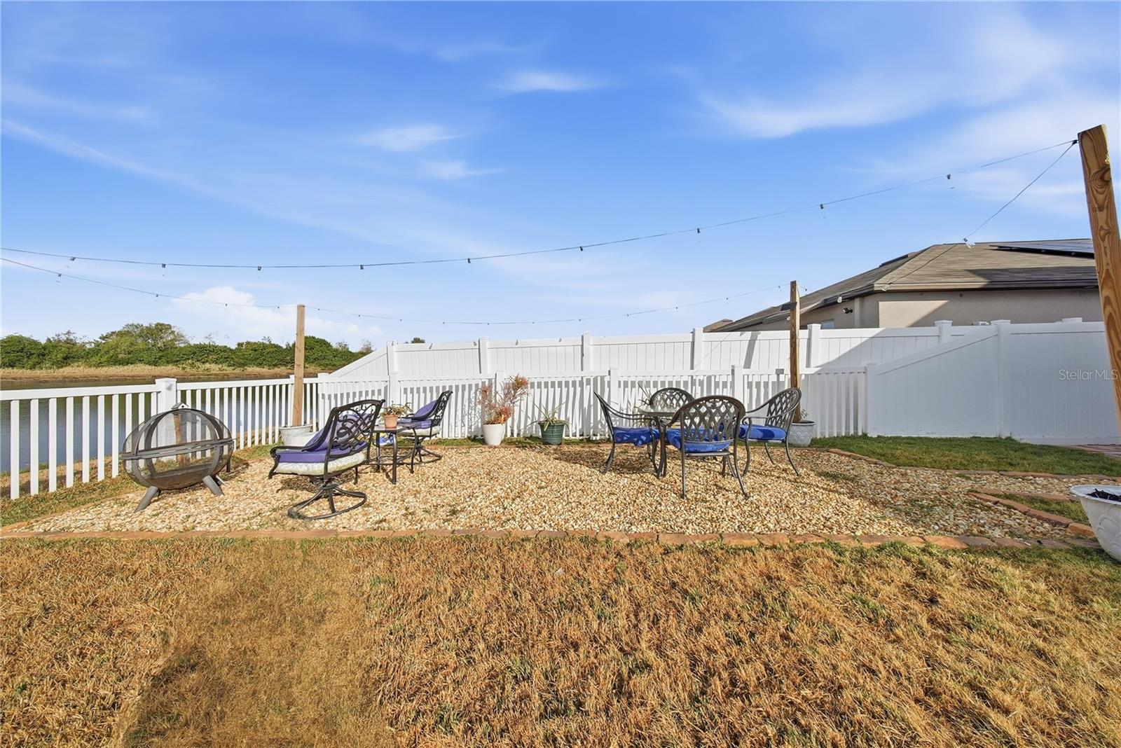 Listing photo id 39 for 13525 Wild Ginger Street