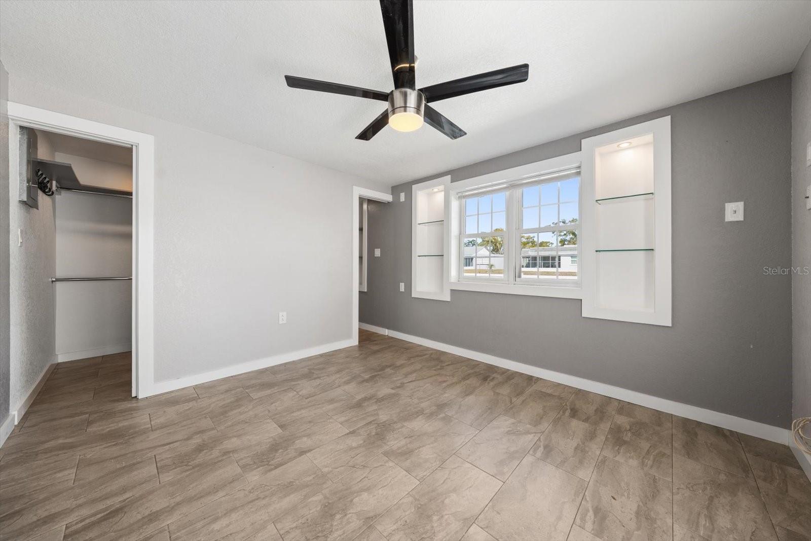 Image 20 of 27 For 4025 Sail Drive