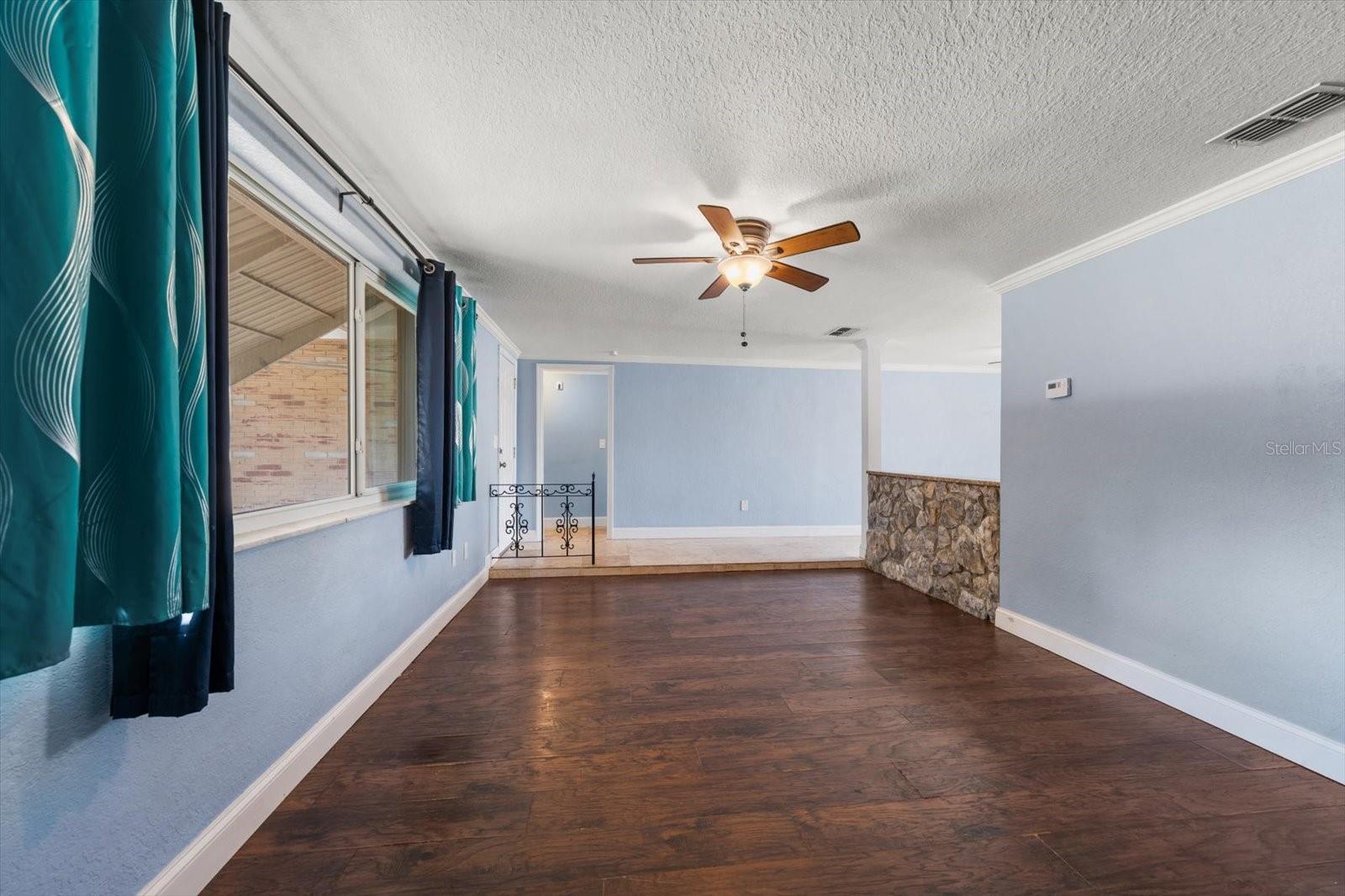 Image 5 of 27 For 4025 Sail Drive