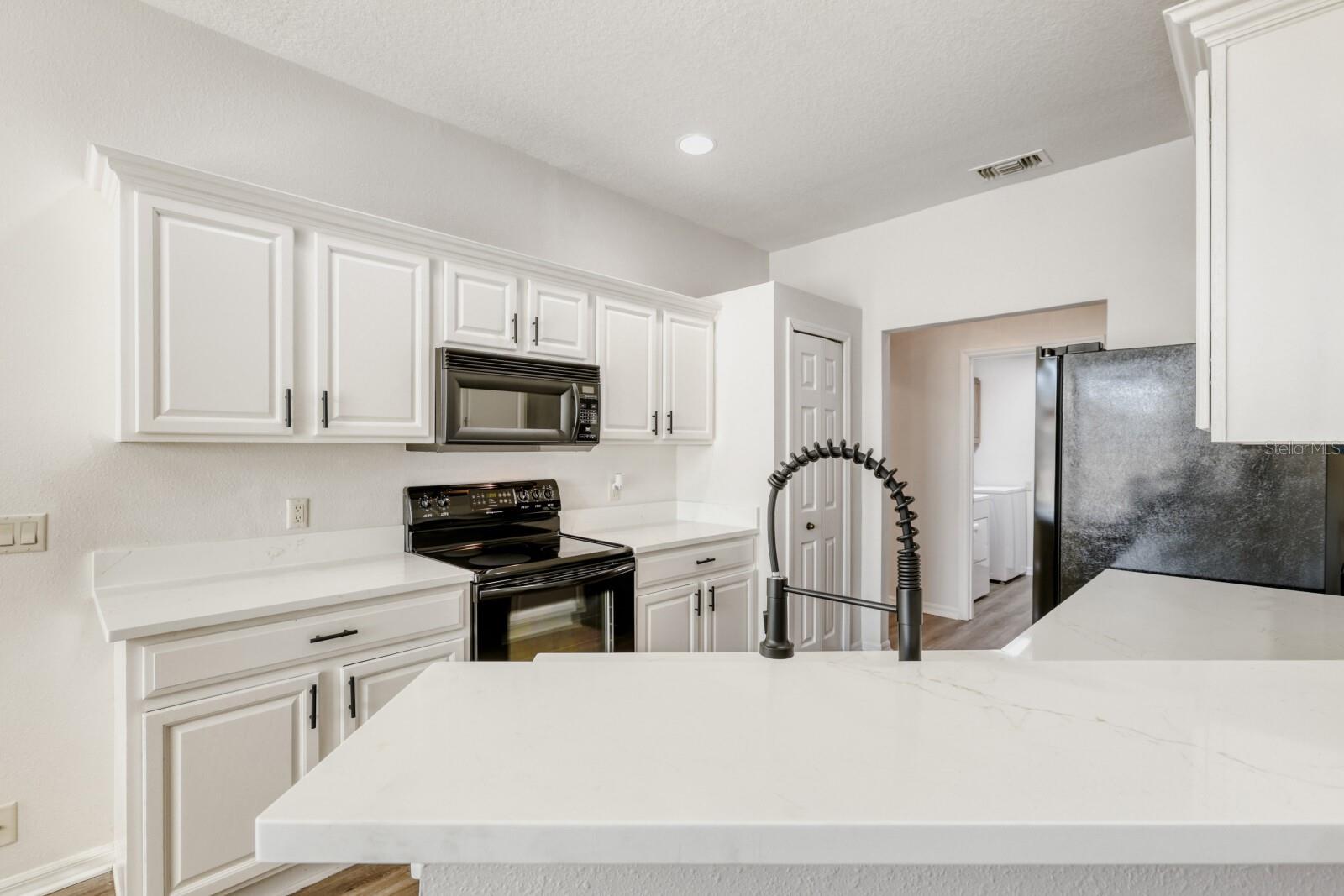 Image 15 of 28 For 3891 Whistlewood Circle