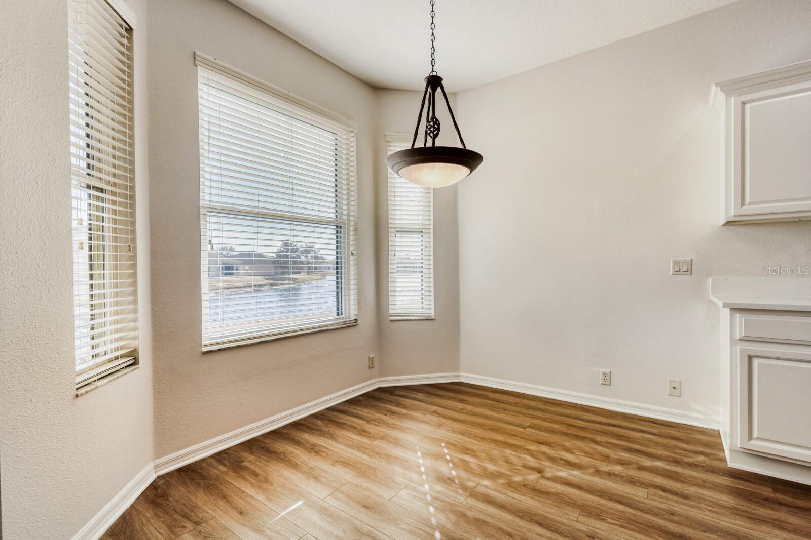 Image 16 of 28 For 3891 Whistlewood Circle