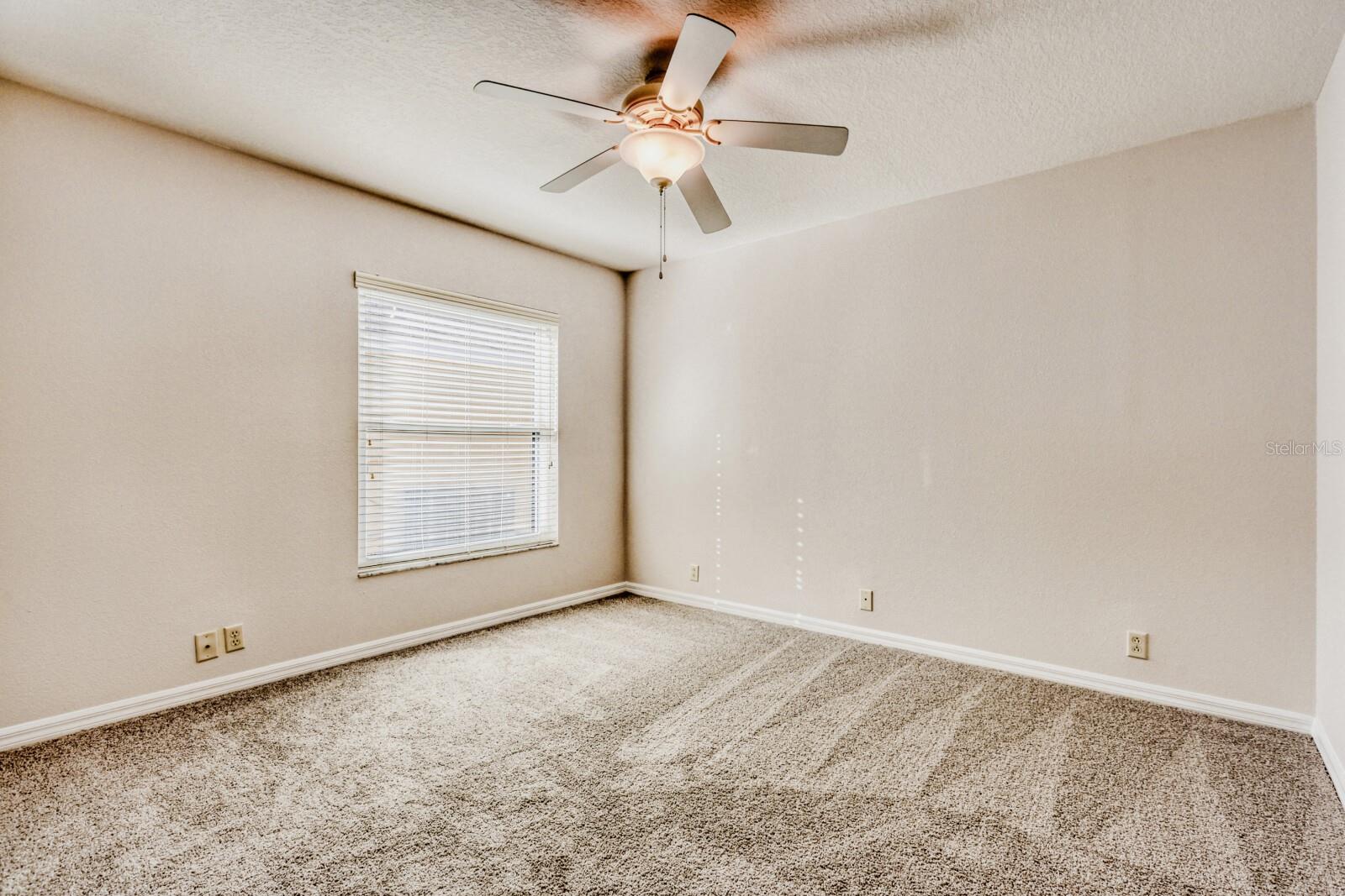 Image 19 of 28 For 3891 Whistlewood Circle