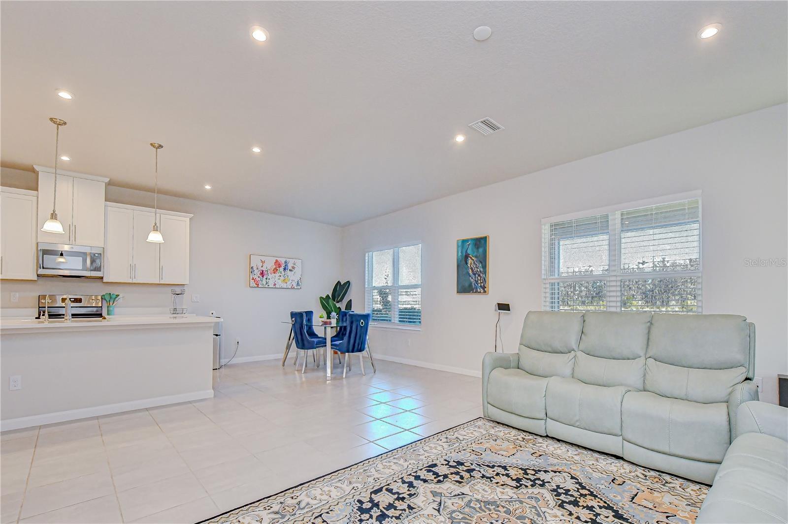 Image 12 of 62 For 10422 Gliding Eagle Way