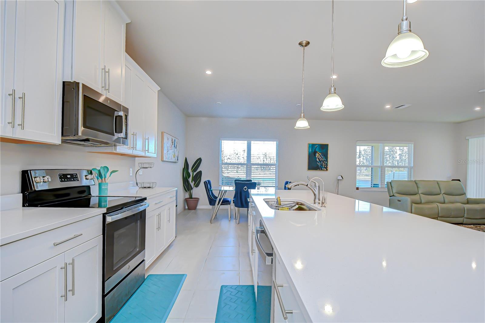 Image 18 of 62 For 10422 Gliding Eagle Way