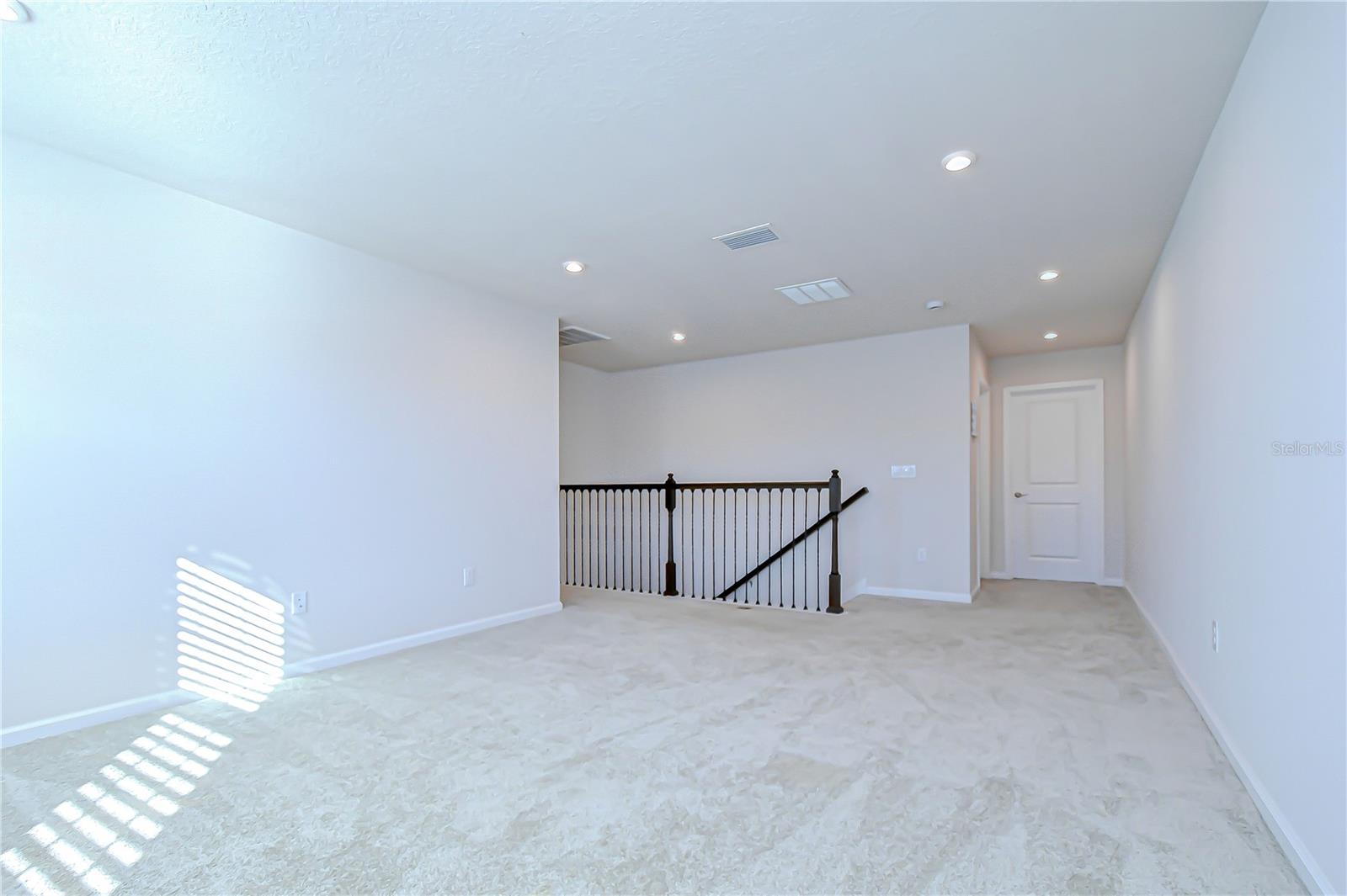 Image 24 of 62 For 10422 Gliding Eagle Way