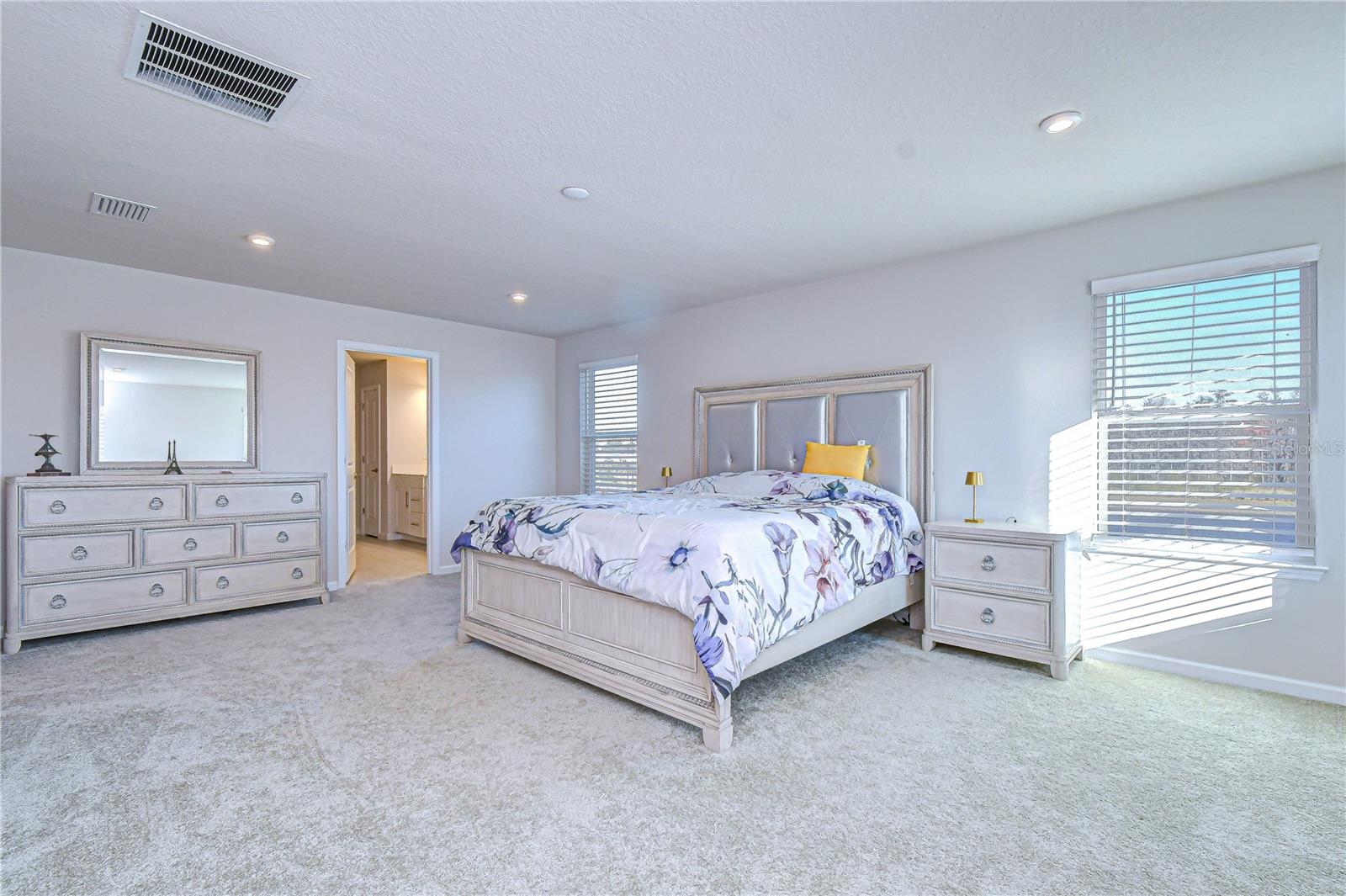 Image 33 of 62 For 10422 Gliding Eagle Way