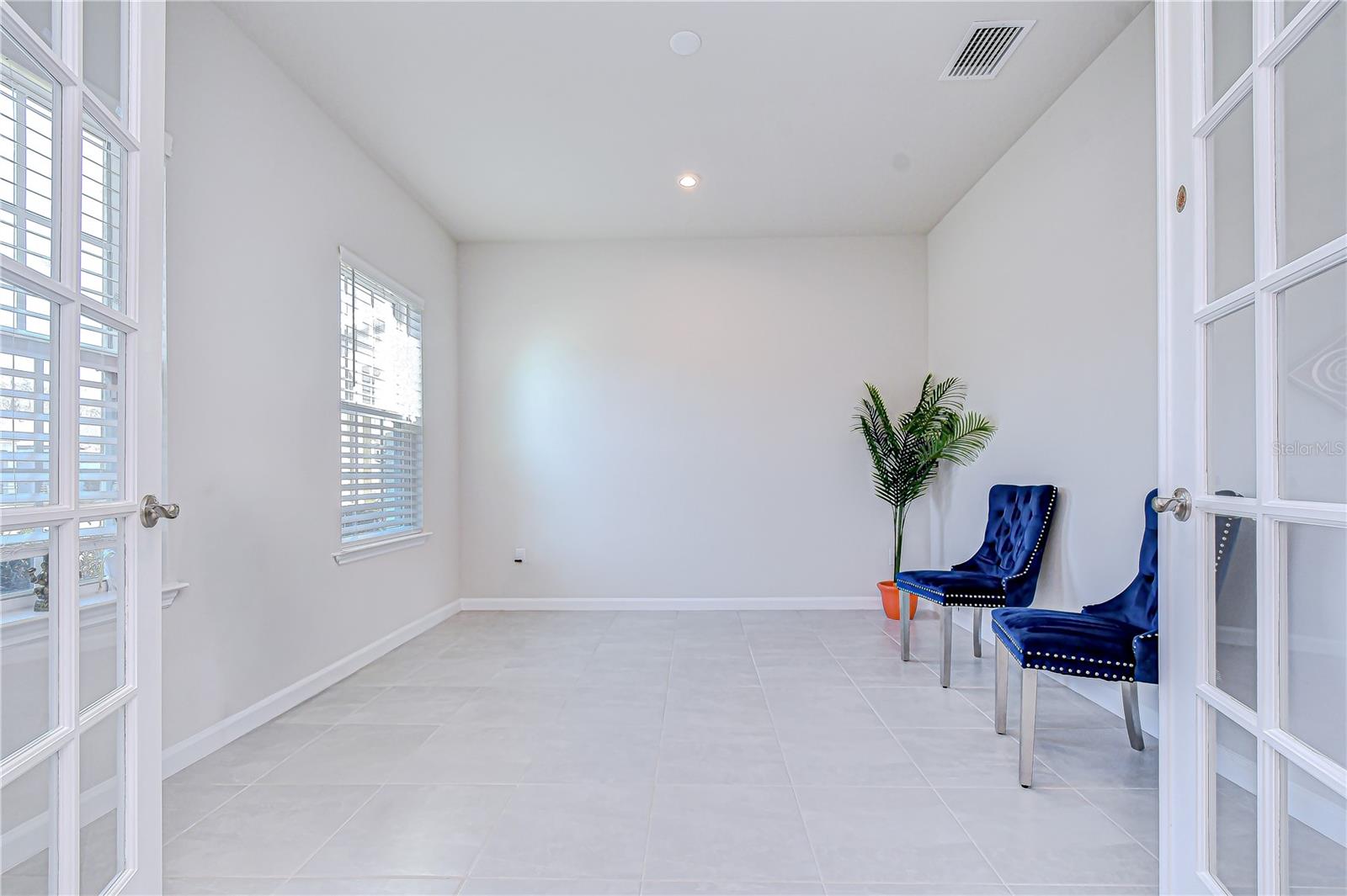 Image 6 of 62 For 10422 Gliding Eagle Way