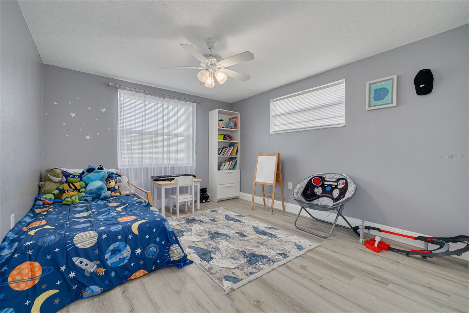 Image 15 of 29 For 4232 Canandaigua Court