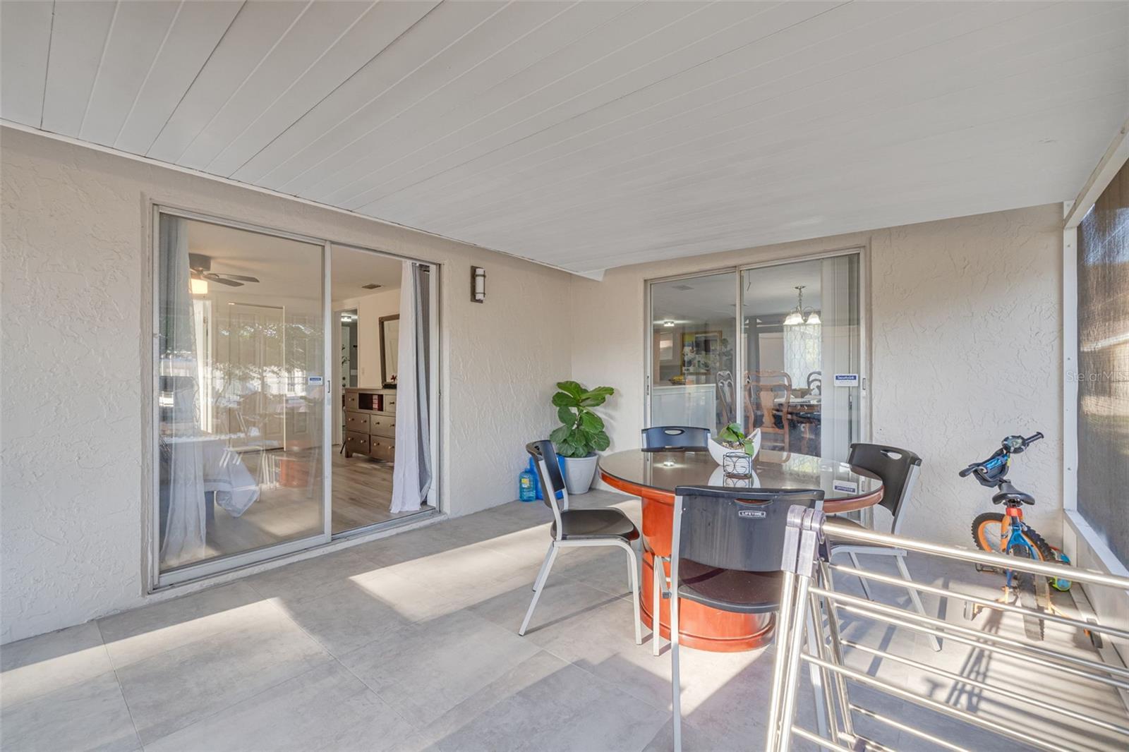 Image 21 of 29 For 4232 Canandaigua Court