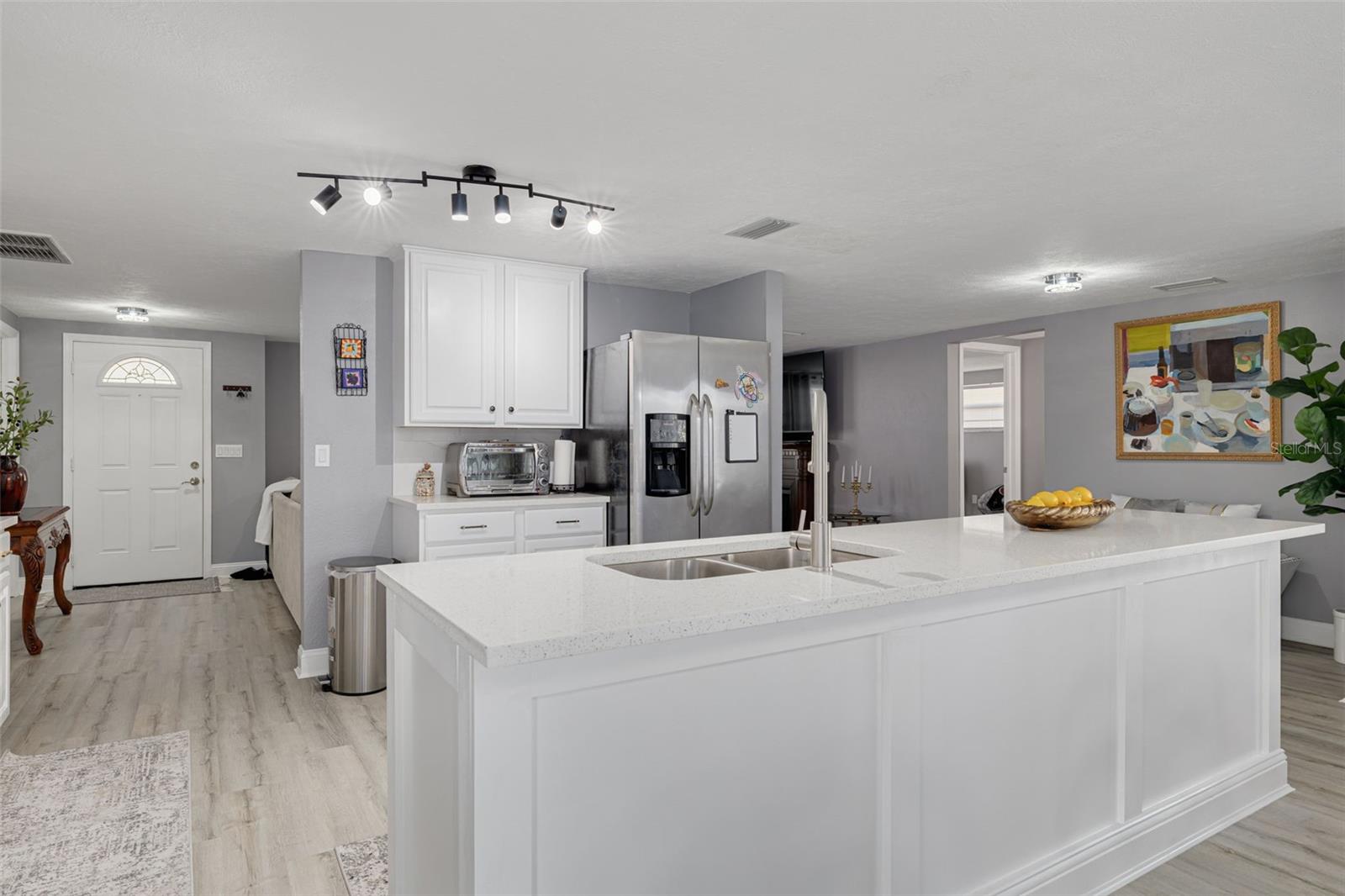 Image 4 of 29 For 4232 Canandaigua Court