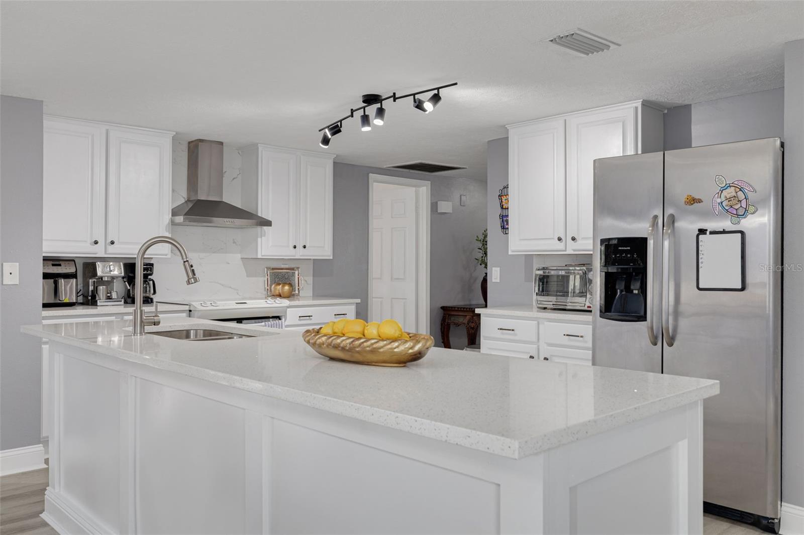 Image 5 of 29 For 4232 Canandaigua Court