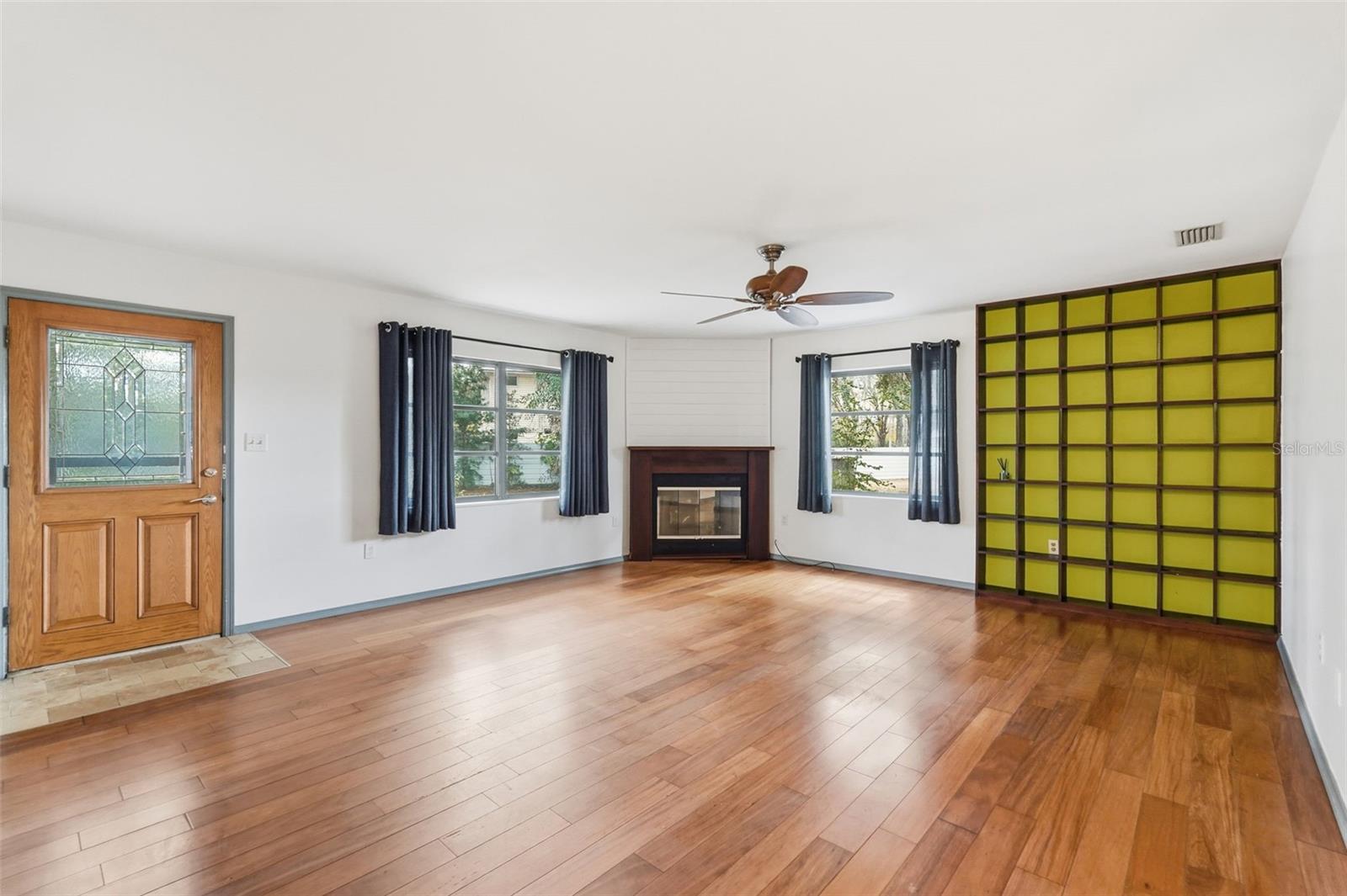 Image 12 of 54 For 11316 Hutchens Avenue