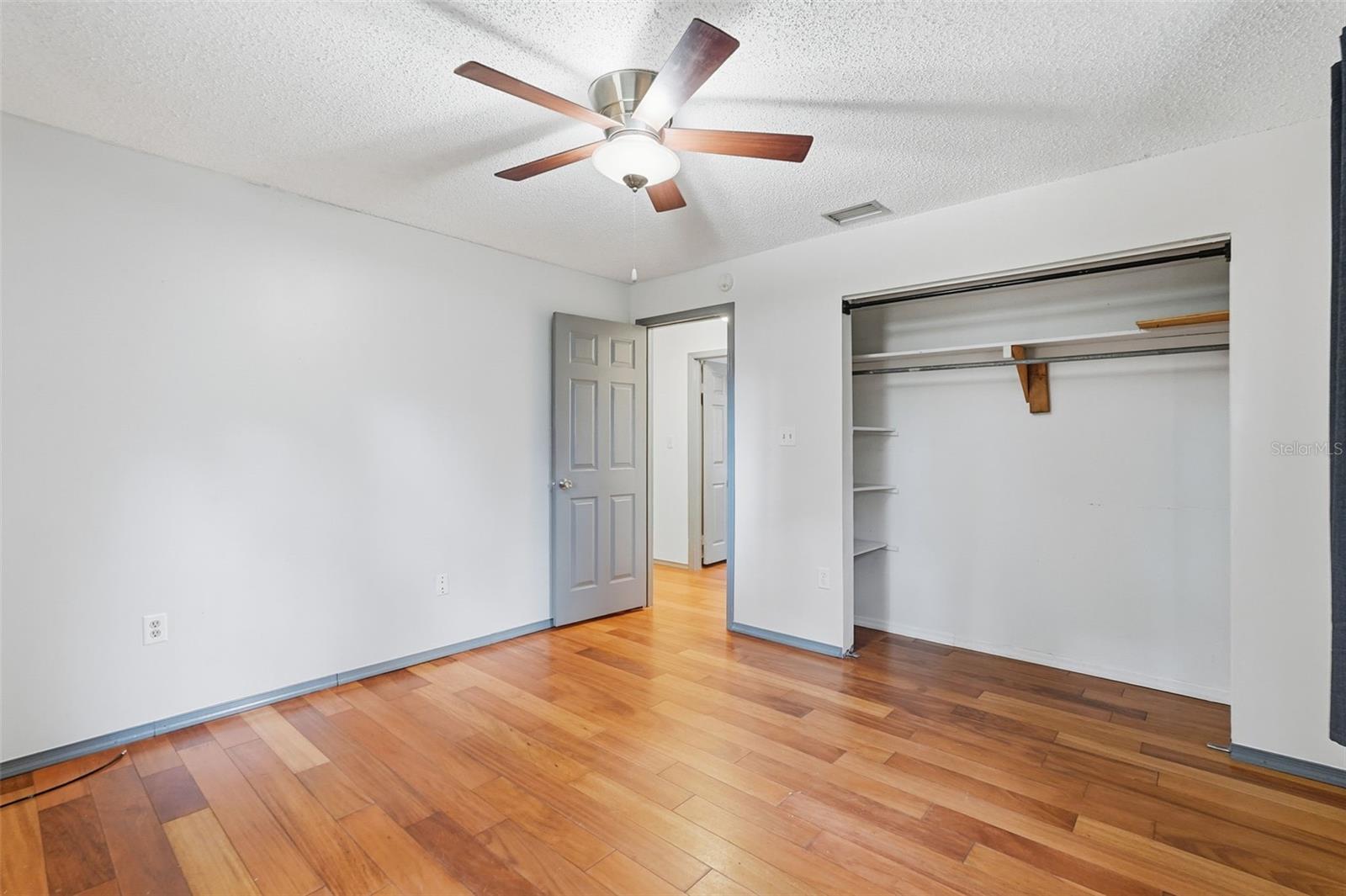 Image 19 of 54 For 11316 Hutchens Avenue