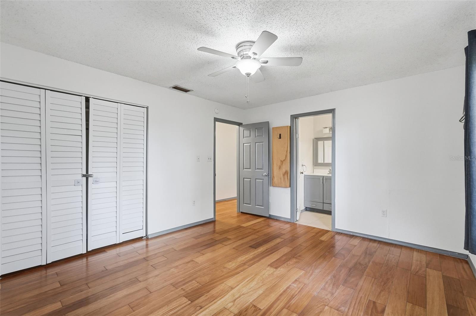 Image 22 of 54 For 11316 Hutchens Avenue