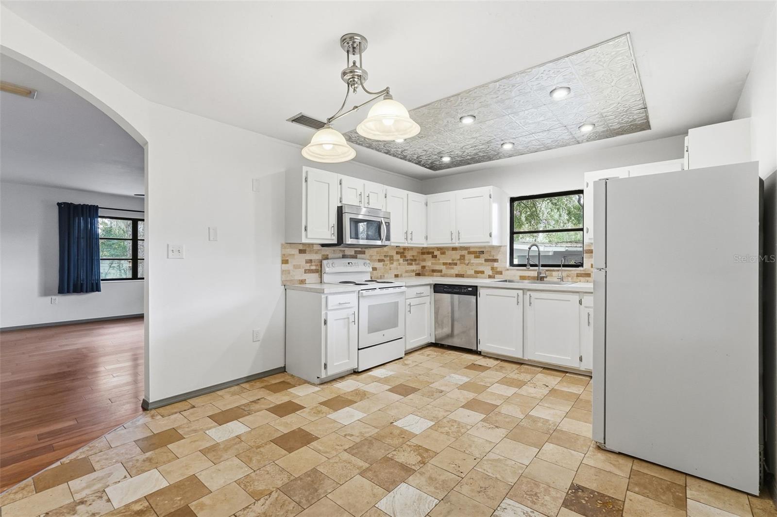 Image 32 of 54 For 11316 Hutchens Avenue