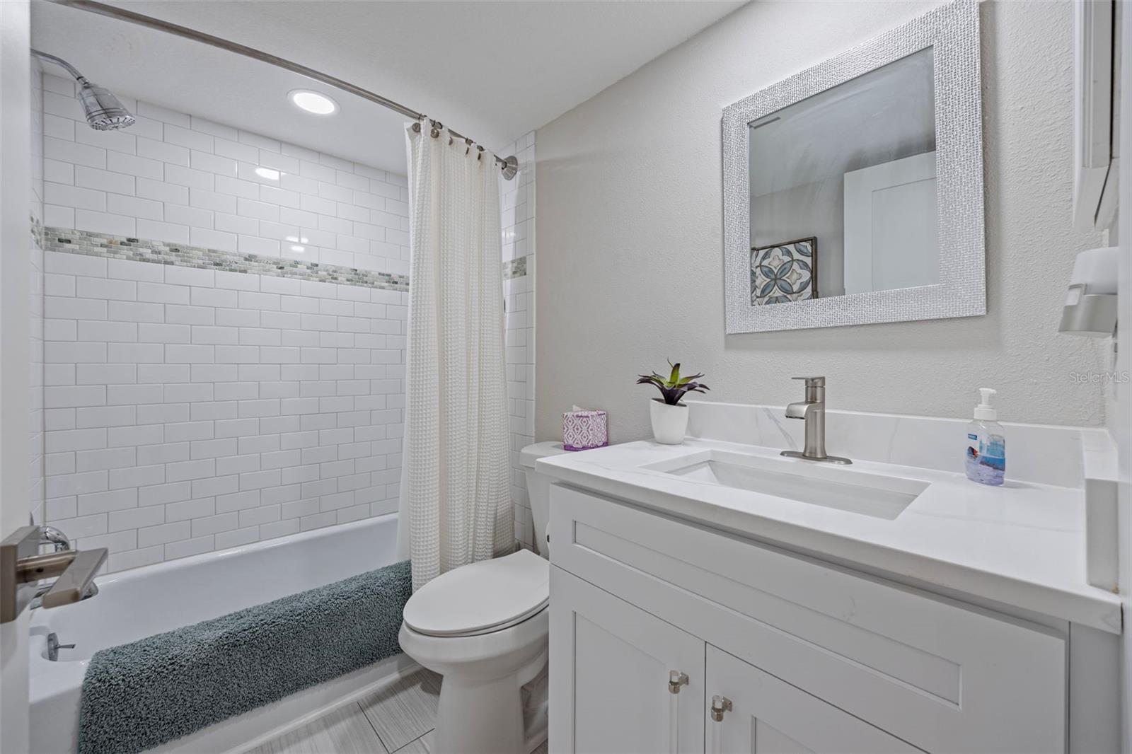 Image 17 of 30 For 1008 Apollo Beach Boulevard 103